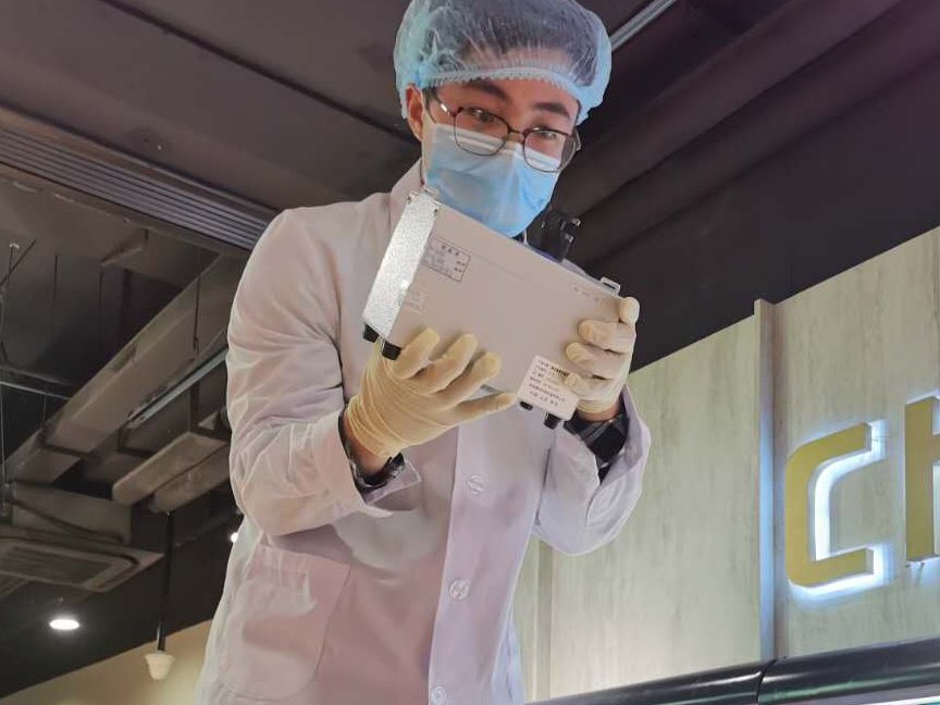 做空气检测的气相质谱仪是什么工作原理？